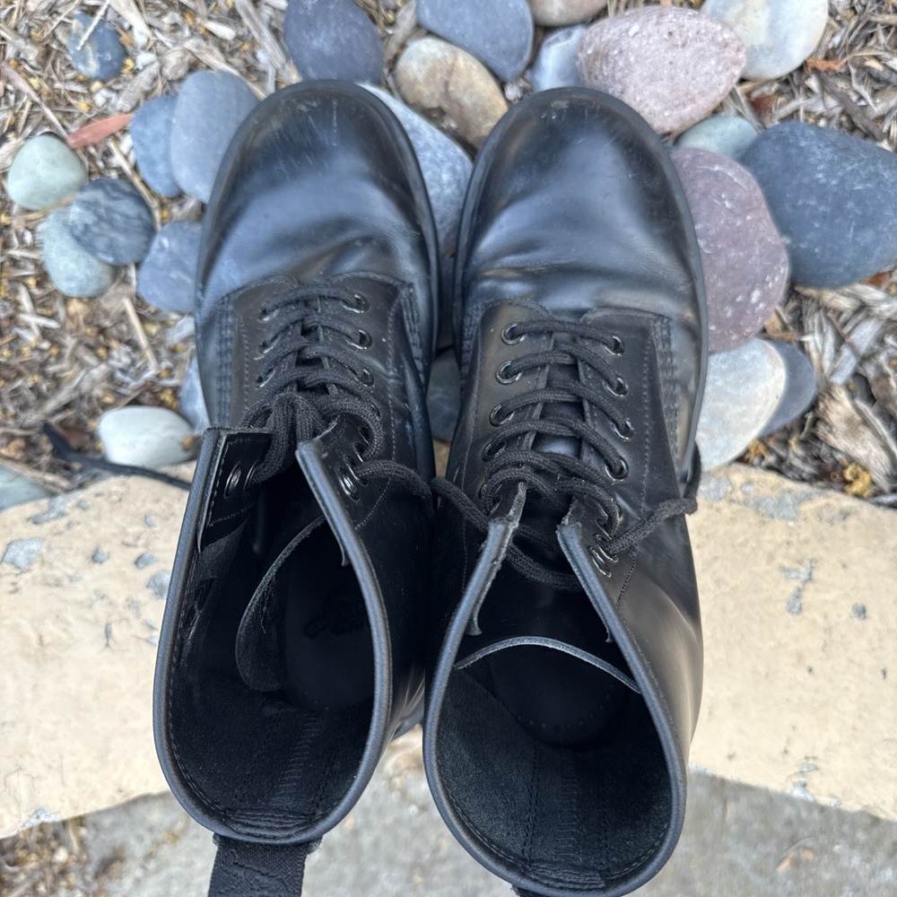 Dr Martens Doc Martens Boots 8L 7M BLACK SMOOTH COMBAT SCRATCHES 1460 MONO - Picture 4 of 11
